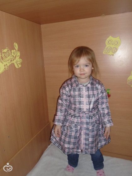 По бокам карманчики что б любили мальчики (Плащик для Софи)