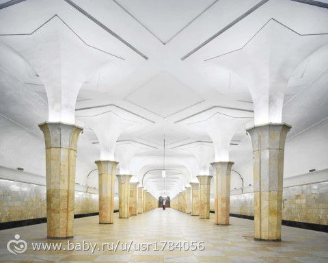 Красота российского метро на фото Дэвида Бурдени.