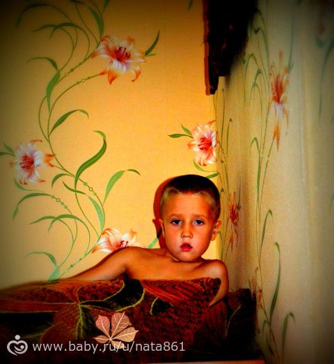 Каникулы. А мои почти все разъехались.