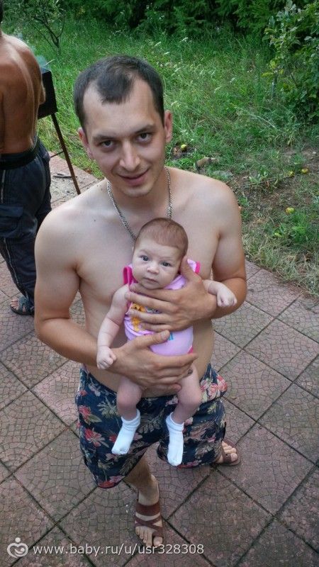 На меня или на папу похожа??