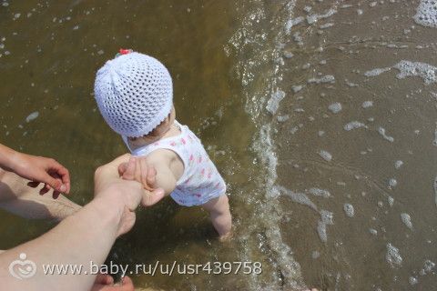 Фото с поездки на Горькое)) Доча накупалась)))