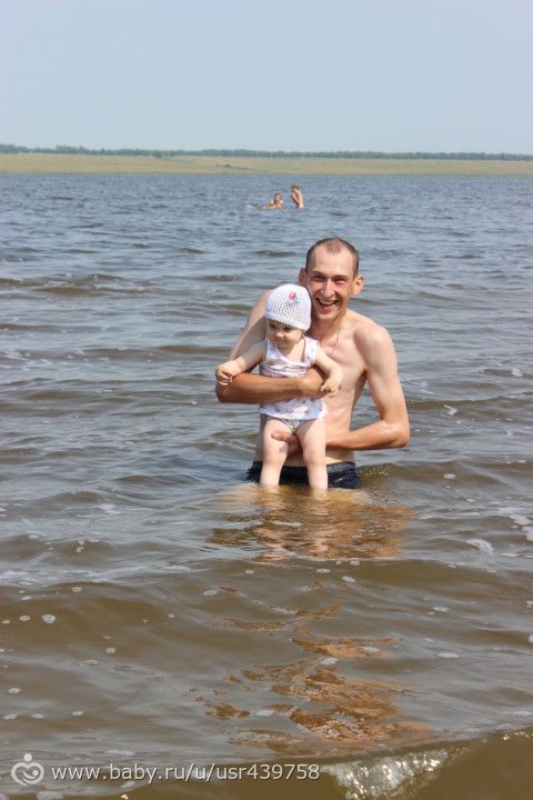 Фото с поездки на Горькое)) Доча накупалась)))