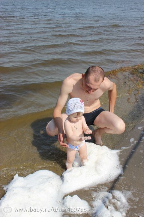 Фото с поездки на Горькое)) Доча накупалась)))
