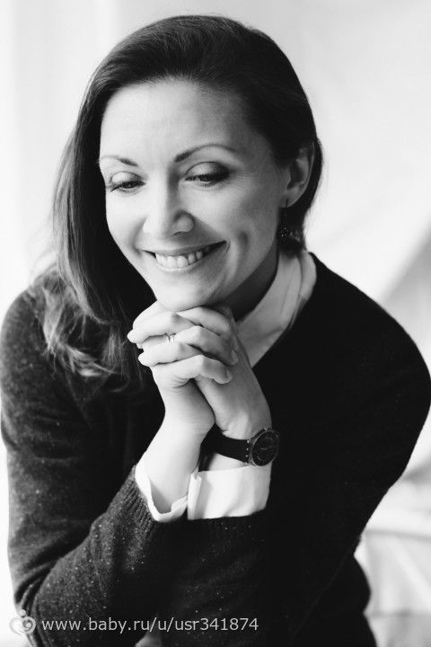 #каждомупопортрету продолжается