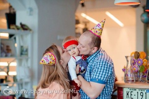 А у нас сегодня годовщина!!!))) Льняная свадьба!)))