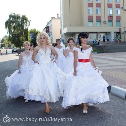 Парад Невест в Лисках 2016 год. Не терпится поделиться))))) Фото