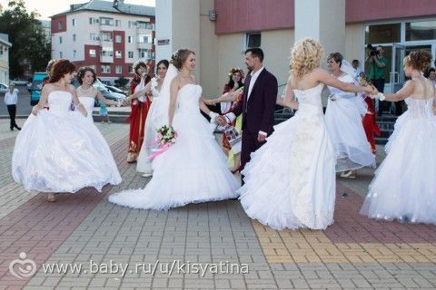 Парад Невест в Лисках 2016 год. Не терпится поделиться))))) Фото