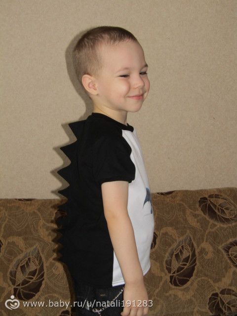костюмчики в садик.