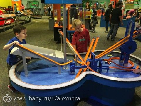 Детский музей. Выставка Hot Wheels.