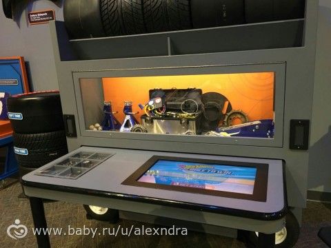 Детский музей. Выставка Hot Wheels.