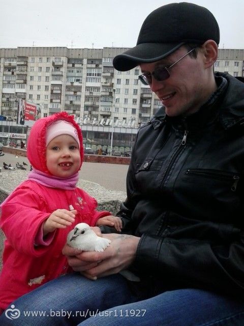 Я считаю, что кормить надо до самоотлучения.